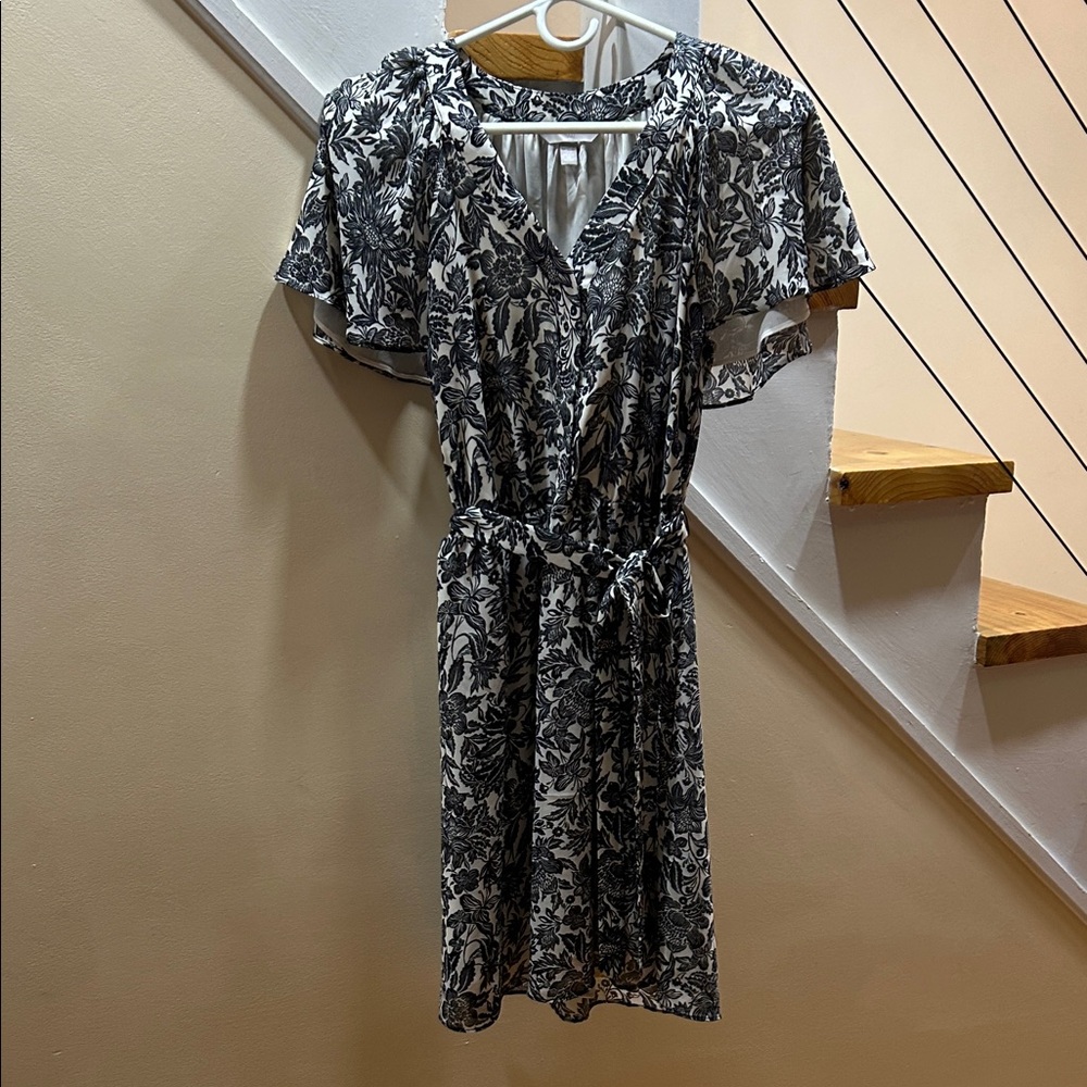 H&M Black and White Floral Patterned Mini Dress